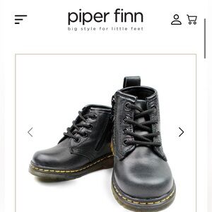 Black Combat Boots (Size 4, Toddler)